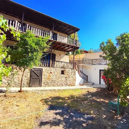 Mulberry House Holiday home *
